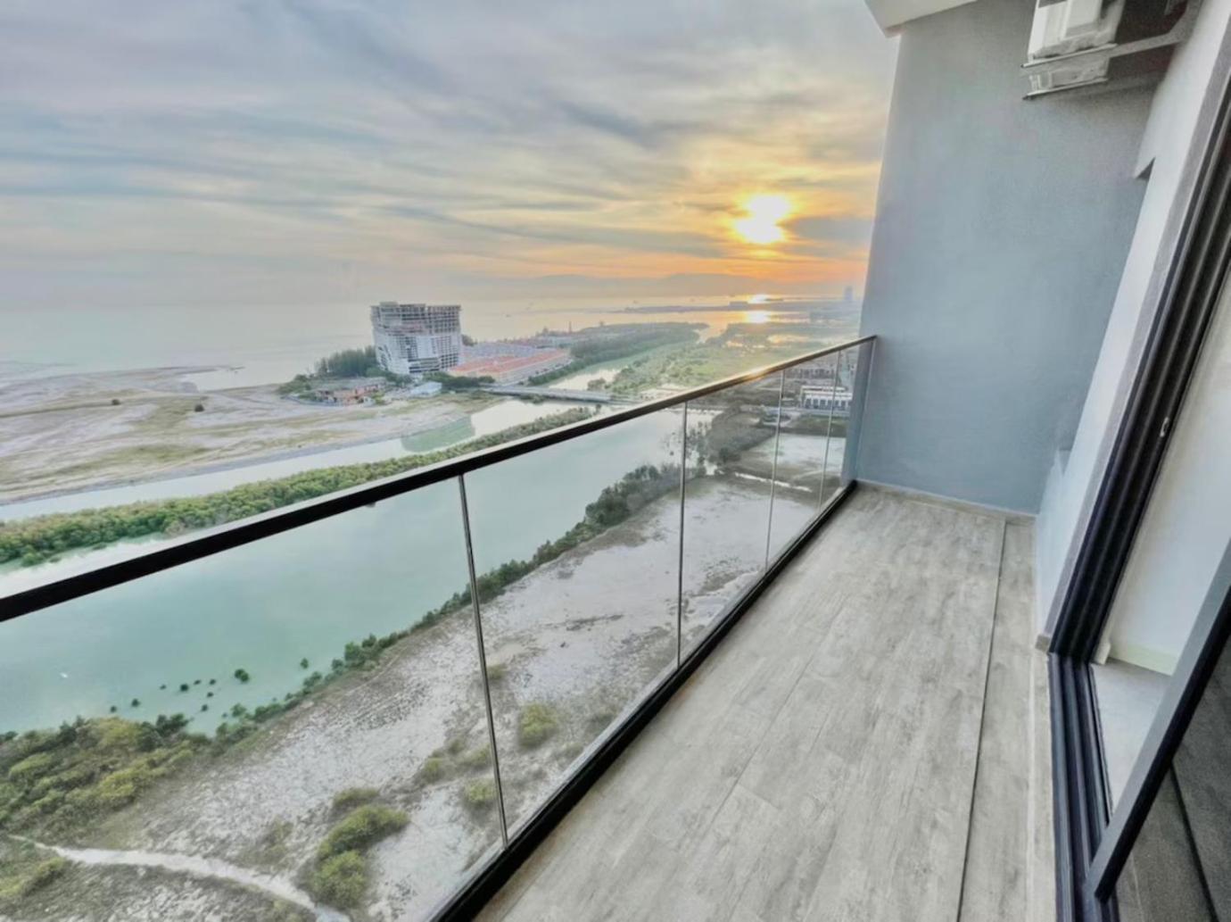 Imperio Residence Melaka Экстерьер фото
