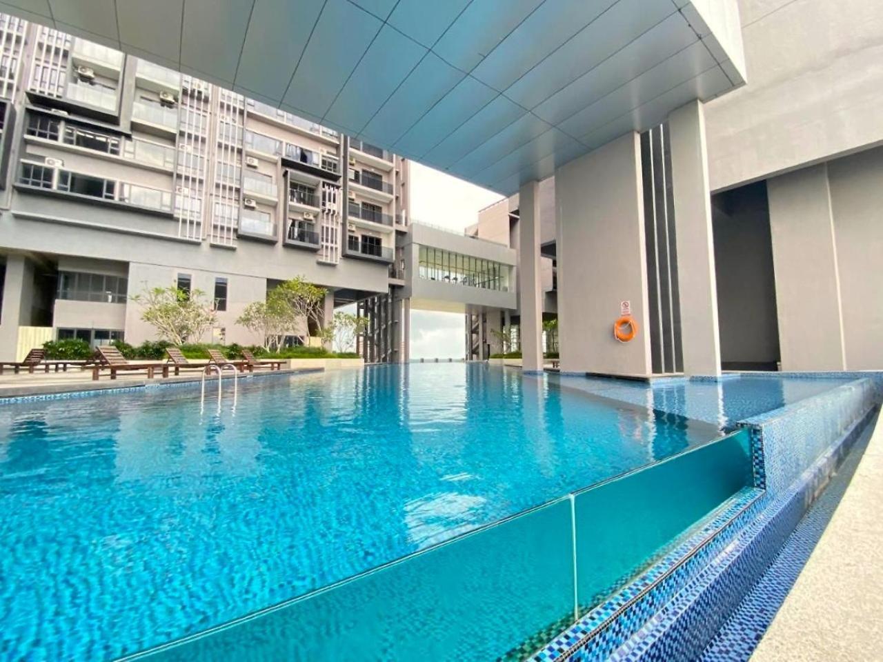 Imperio Residence Melaka Экстерьер фото